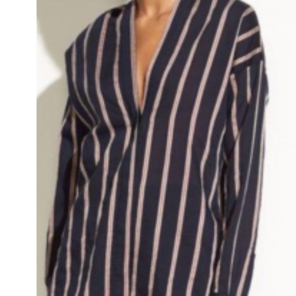 Textured Stripe V-Neck Top